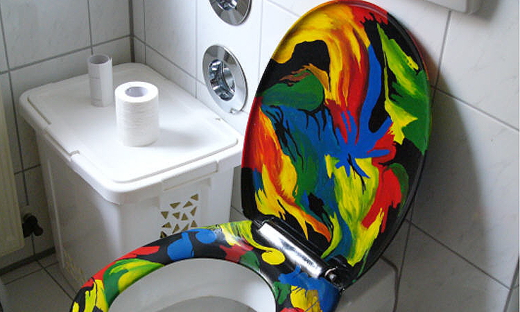 Klappe, Vorrichtung zum Verschließen einer Öffnung